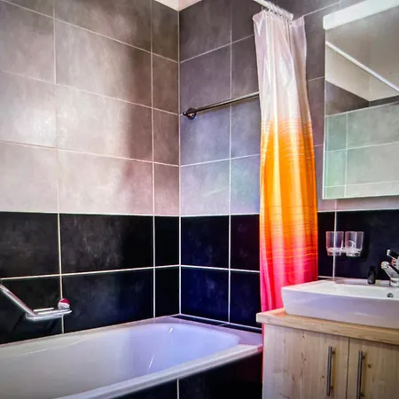 Cozy Big Chalet Near Slopes & Sauna * Megeve
