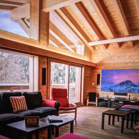 Cozy Big Chalet Near Slopes & Sauna